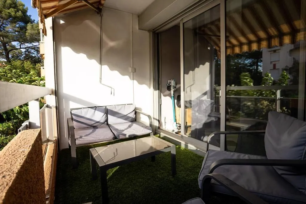 Appartement Et Parking A Santa Lucia Vue Mer Saint-Raphael  0*, Saint-Raphael (Var) France
